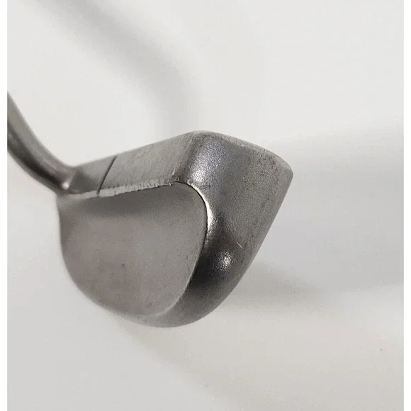 Callaway Carlsbad Series Aston Putter RH 35.5" (Small Dent on the Shaft) - Picture 6 of 15